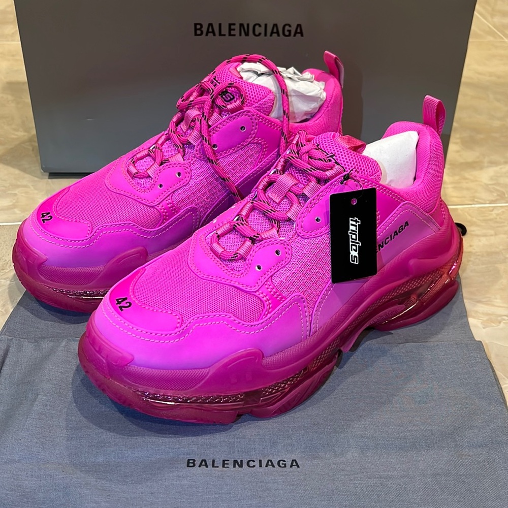 NEW! - Authentic Balenciaga Pink Size 42.   - Brand New